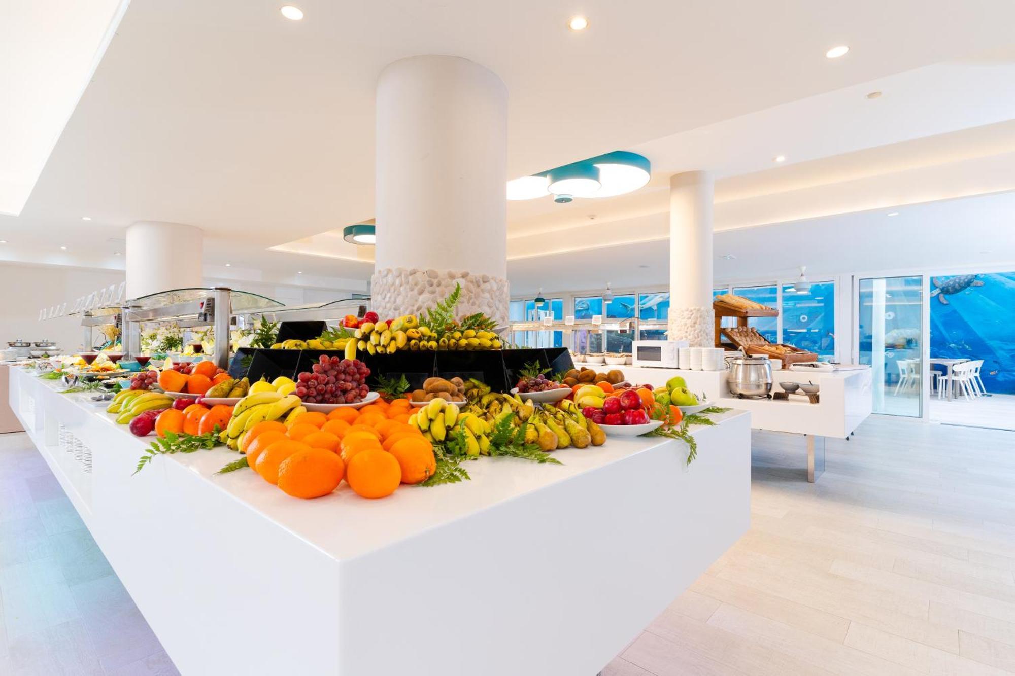 Hovima La Pinta Beachfront Family Hotel Адехе Екстериор снимка